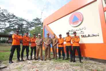 BPBD Kalsel Apresiasi Enam Anggota Terlibat dalam Operasi Pencarian Helikopter di Tanah Bumbu