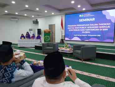 PD Wanita Islam Kotabaru Dorong Penguatan Peran Perempuan Melalui Seminar Dakwah dan Literasi Digital