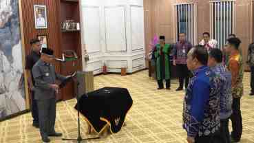 Bupati H. Muhammad Rusli Lantik Tiga Pejabat JPT Pratama Pemkab Kotabaru