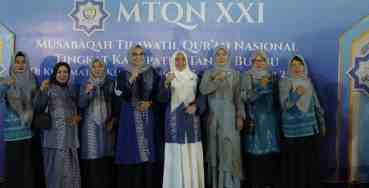 Ketua TP PKK Tanbu Hadiri Pembukaan MTQN Ke-21 Jadikan Al-Qur’an Cahaya Penerang Kehidupan