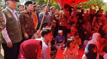 Gubernur Kalsel Pastikan Bantuan Banjir Merata, Wapres Gibran Tinjau Dapur Umum dan Lokasi Terdampak