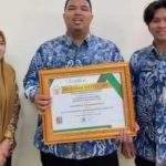 Komitmen Keselamatan Nuklir, RSGM Gusti Hasan Aman Terima Penghargaan BAPETEN 2025